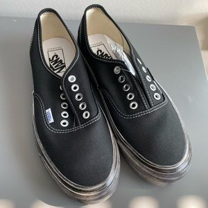 Vans OG Authentic LX Stressed Black M9/W10.5
